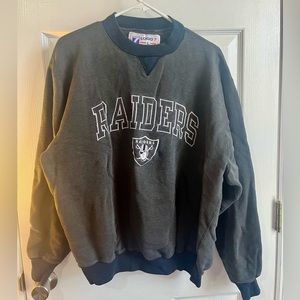 Vintage (?) Logo7 Raiders Sweatshirt